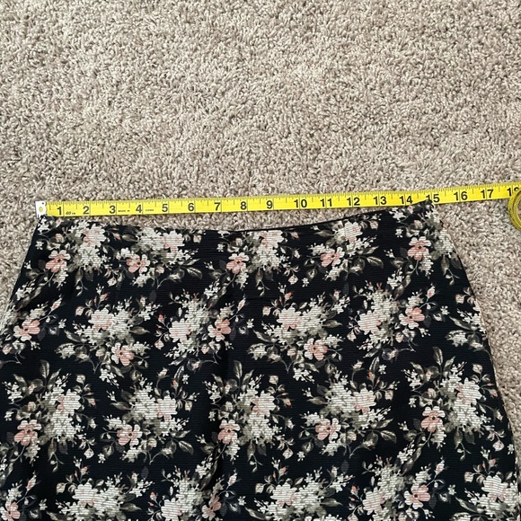 Floral Maxi Skirt - Picture 4 of 6
